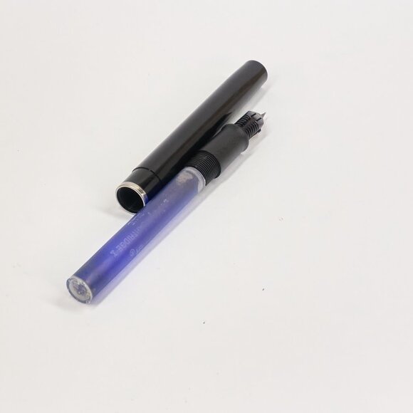 Sheaffer Black & Chrome Fountain Pen / Fine Nib / Made in USA - Picture 8 of 8